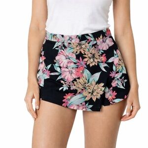 About A Girl Los Angeles Tropical Floral Print Skort Black Pink Green Size Small